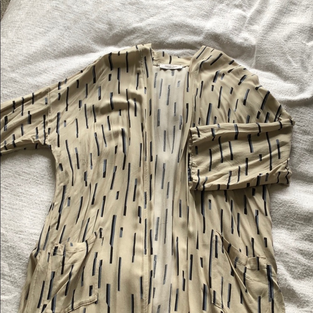 Carly Jean Los Angeles kimono